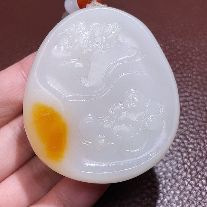 颈饰未镶嵌和田玉