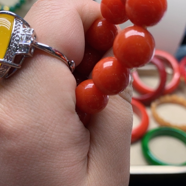 翡翠颈饰未镶嵌吊坠