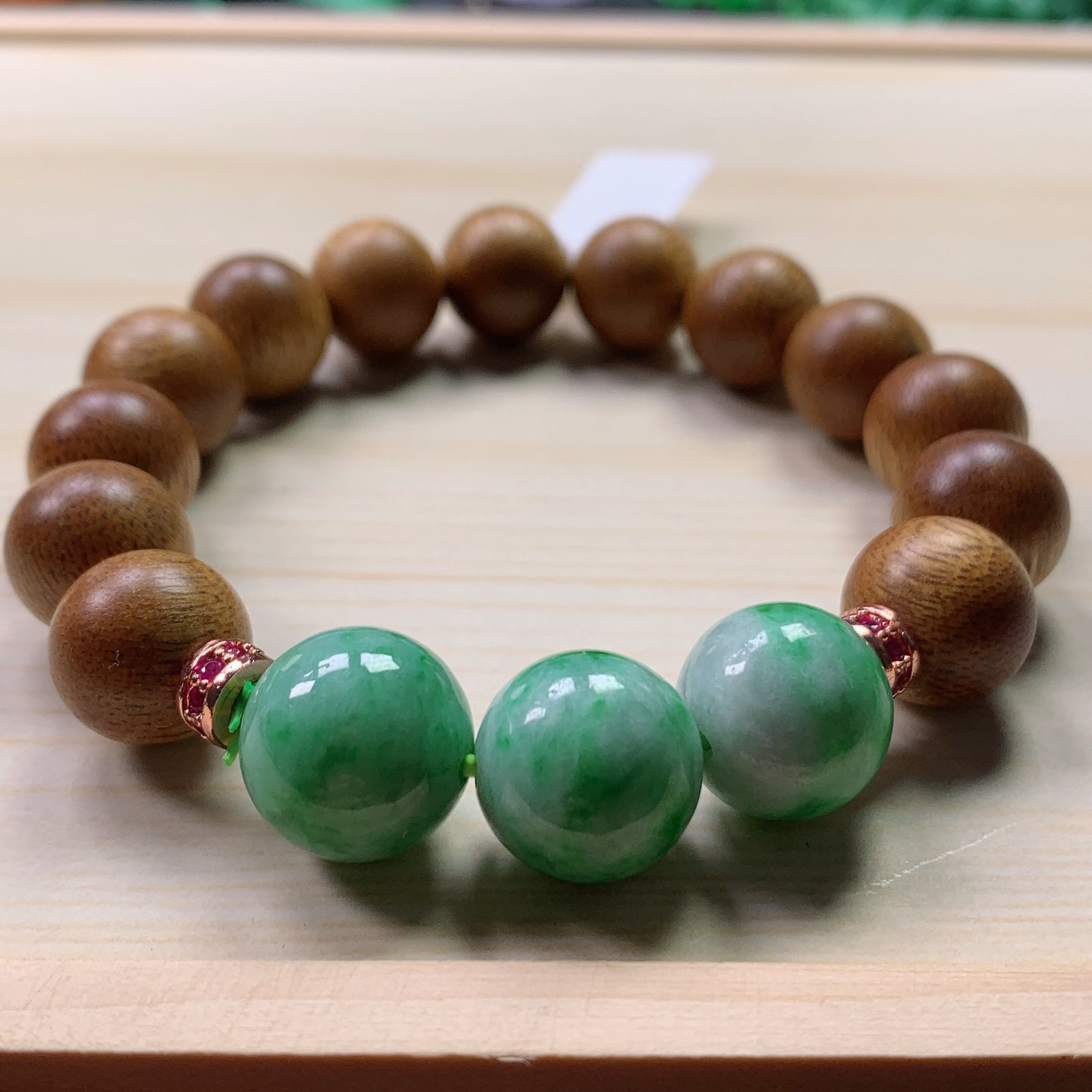 天然翡翠A货冰润飘绿飘阳绿绿色圆珠手串单珠散珠卡13.5mm缅甸玉