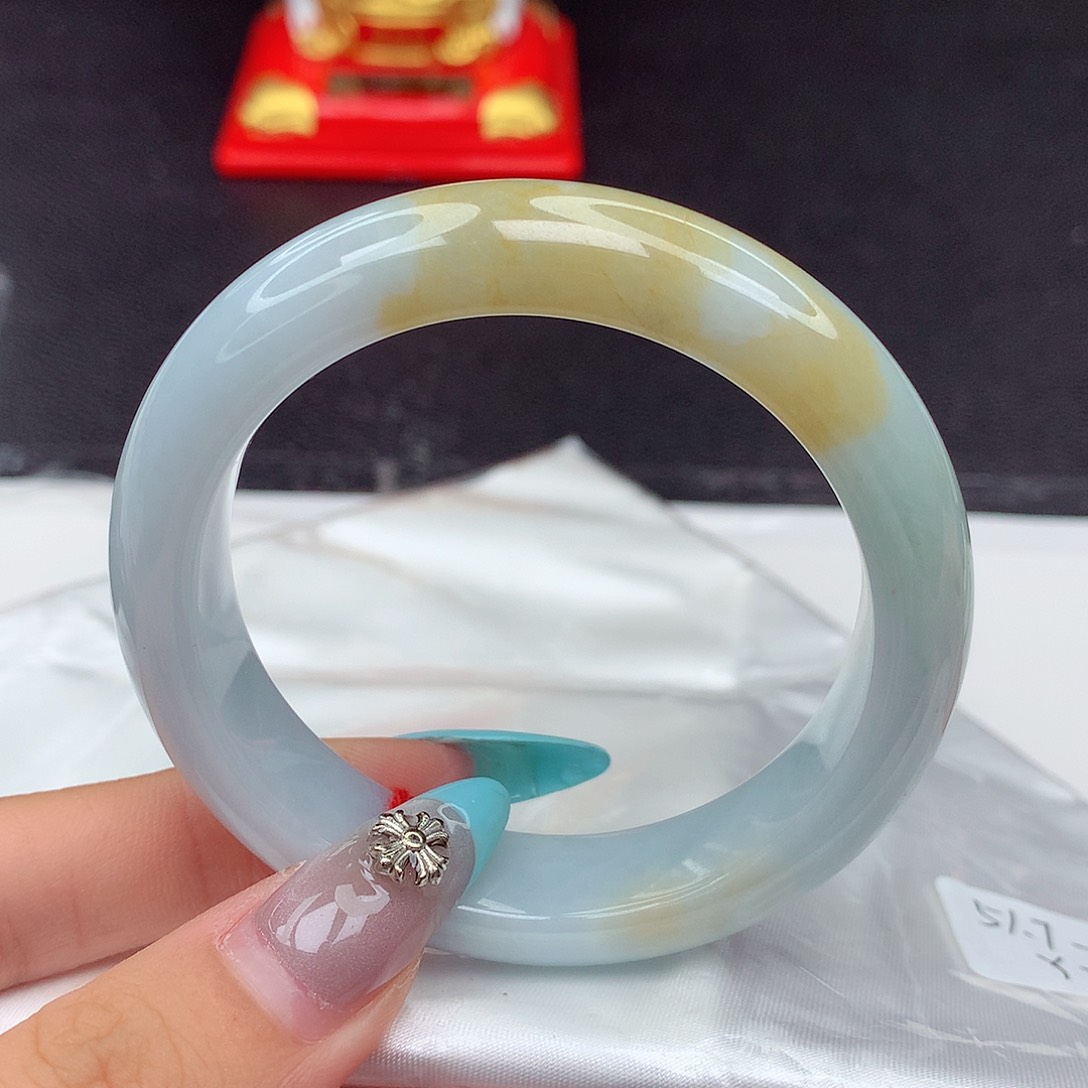 翡翠手镯未镶嵌翡翠51.7飘黄翡正圈