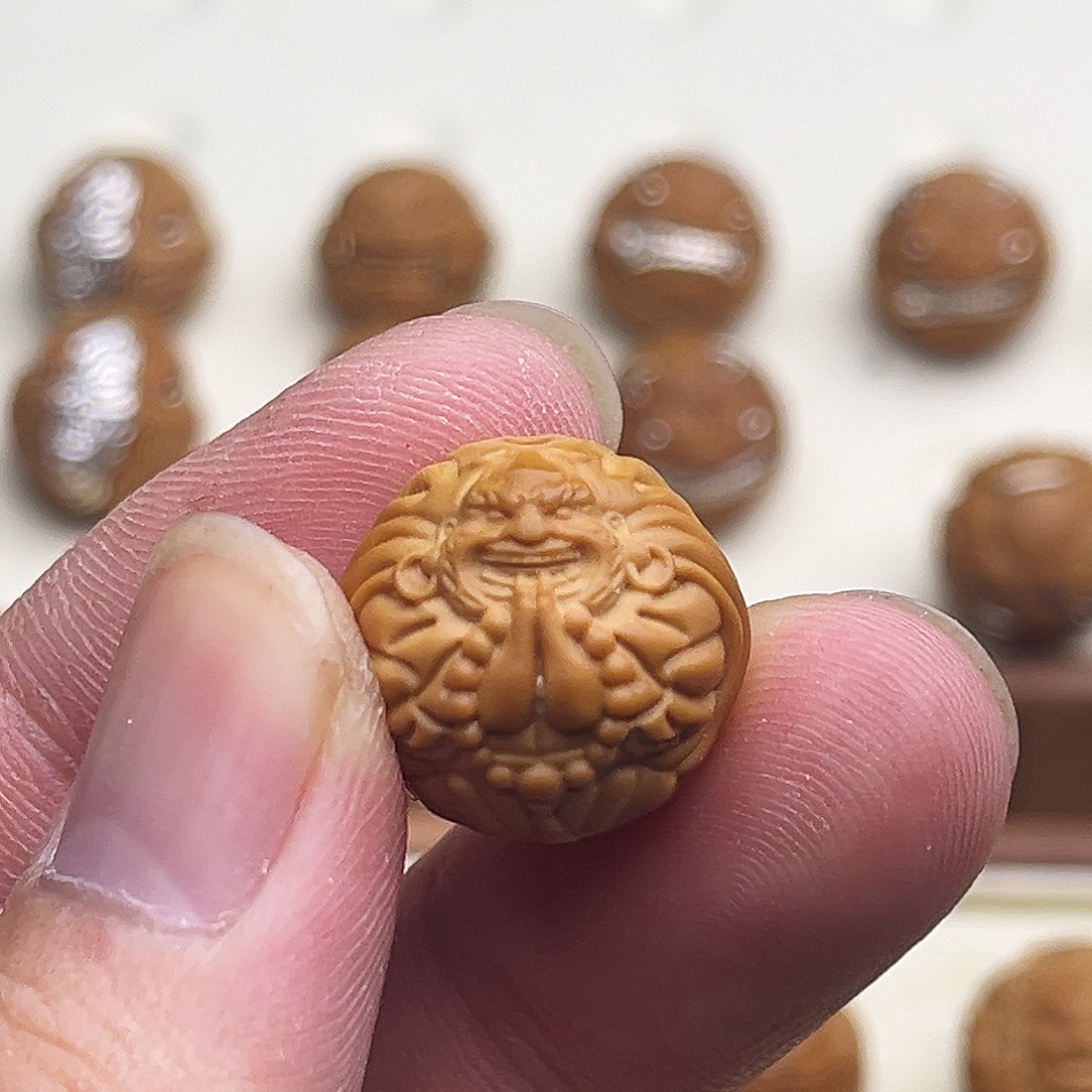 猴头核桃吊坠打坐佛爷17