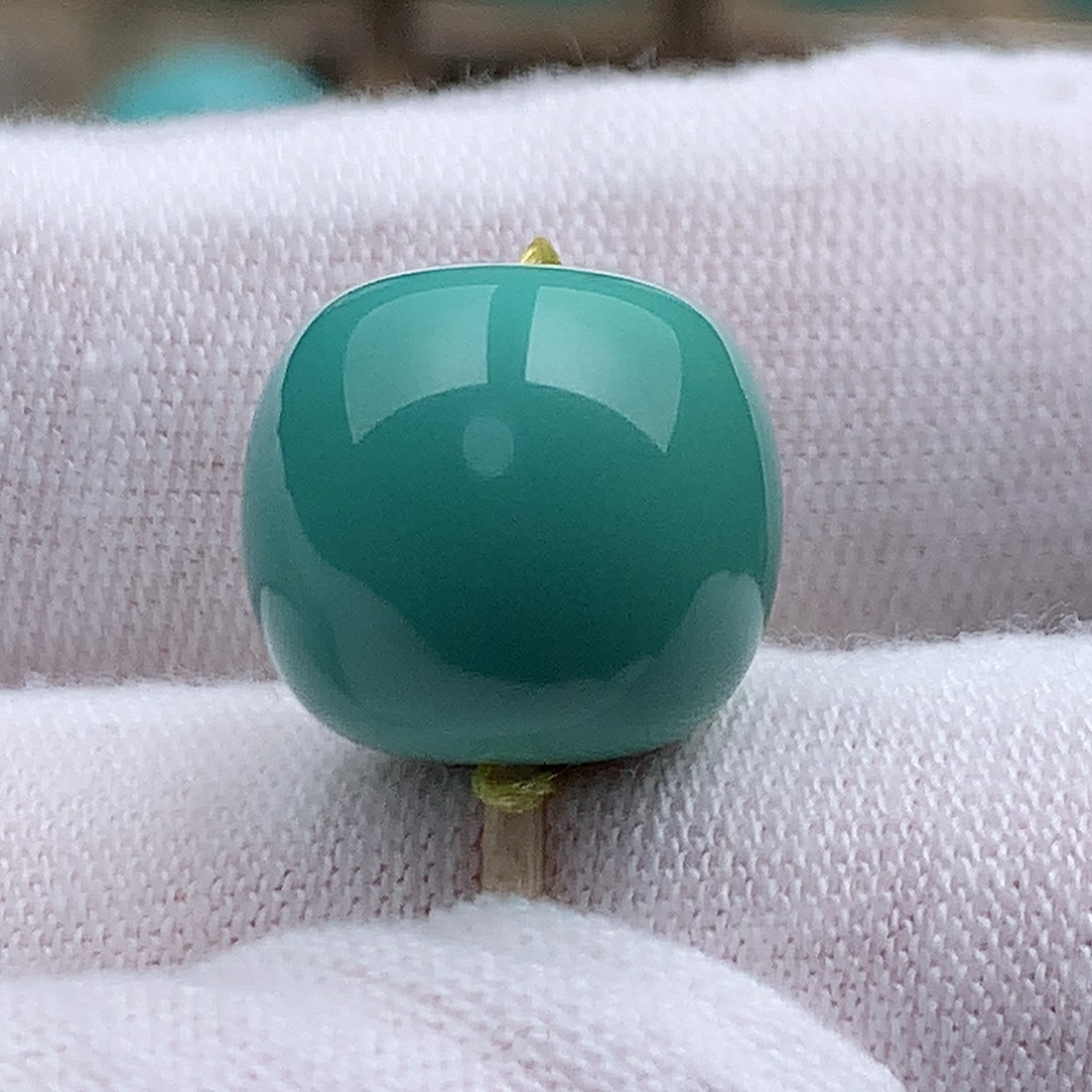 绿松石未镶嵌珠宝奇石13.2mm