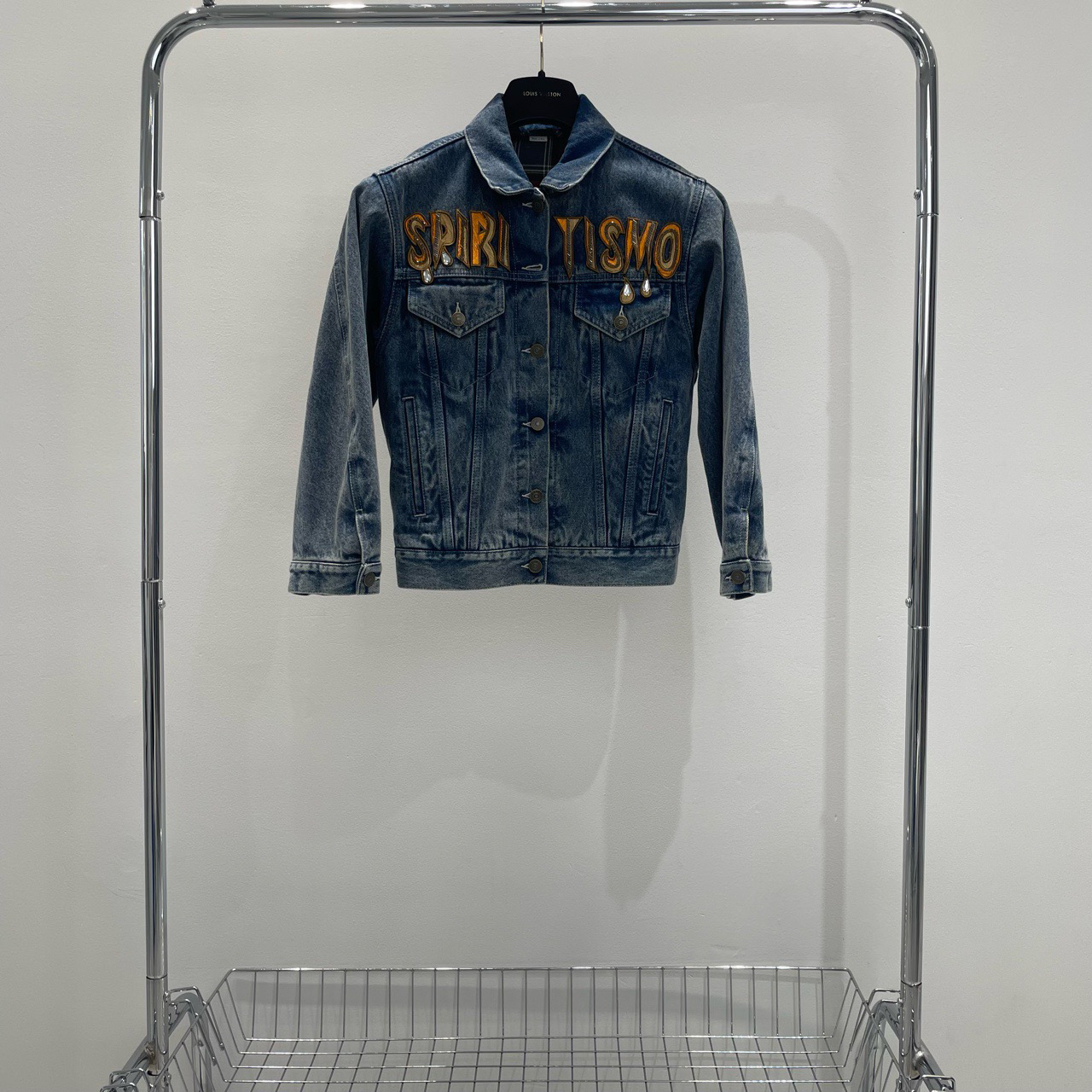 99新 GUCCI/古驰 胸前贴布 背后logo牛仔夹克 外套尺码36 yy00244