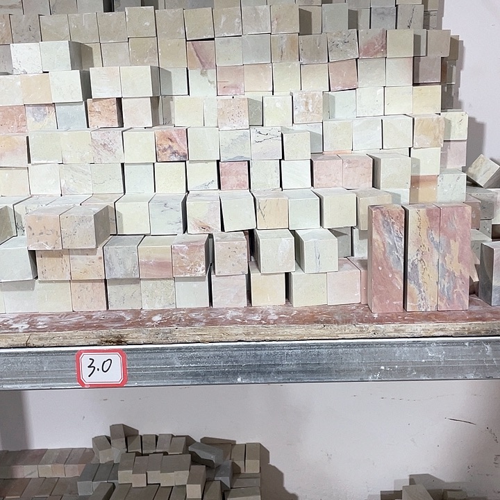 青田石印石黑*子………………