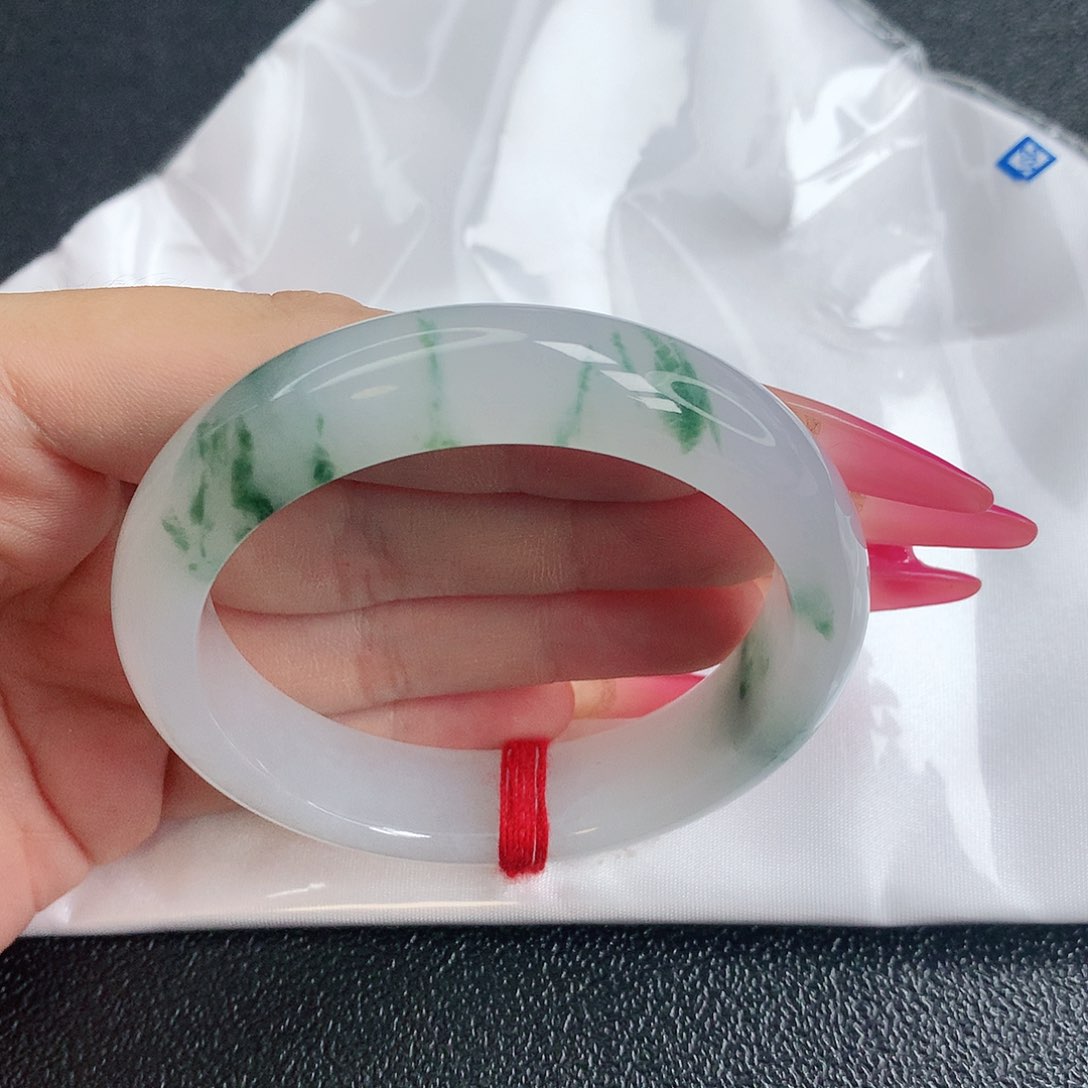【闪购商品】未镶嵌手镯翡翠，53