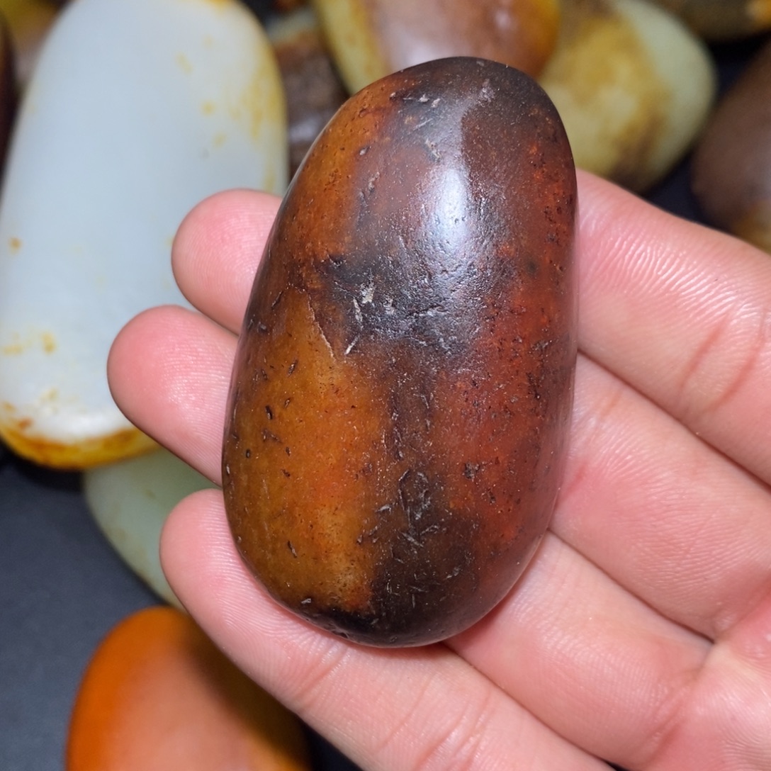 和田玉未镶嵌珠宝奇石