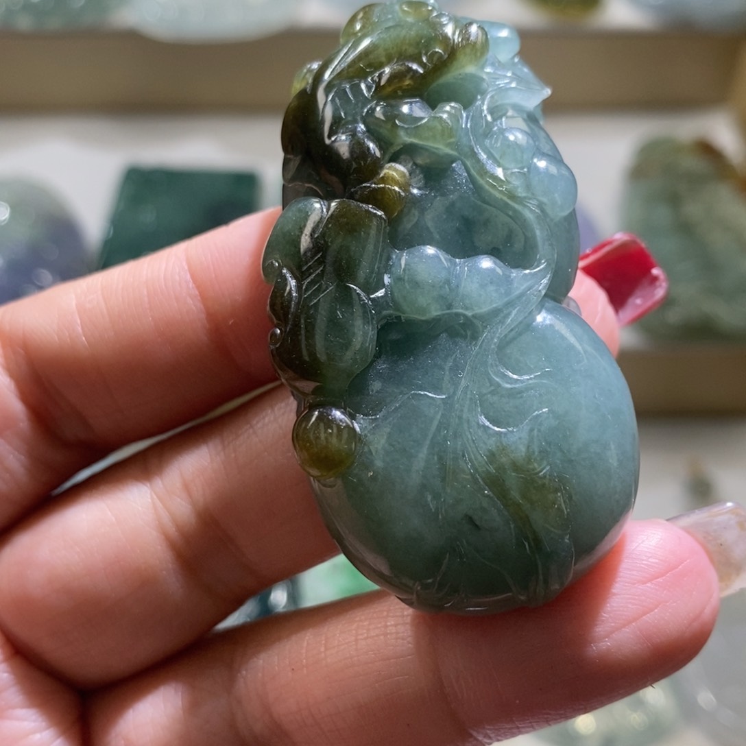 【闪购商品】翡翠颈饰未镶嵌葫芦