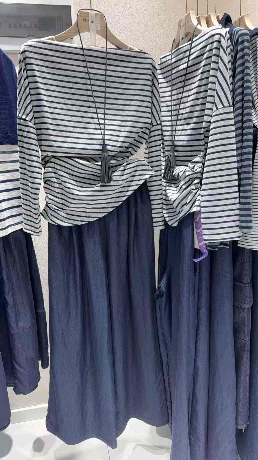 条纹套头长袖时尚INS风潮流防晒常规慵懒风T恤女士