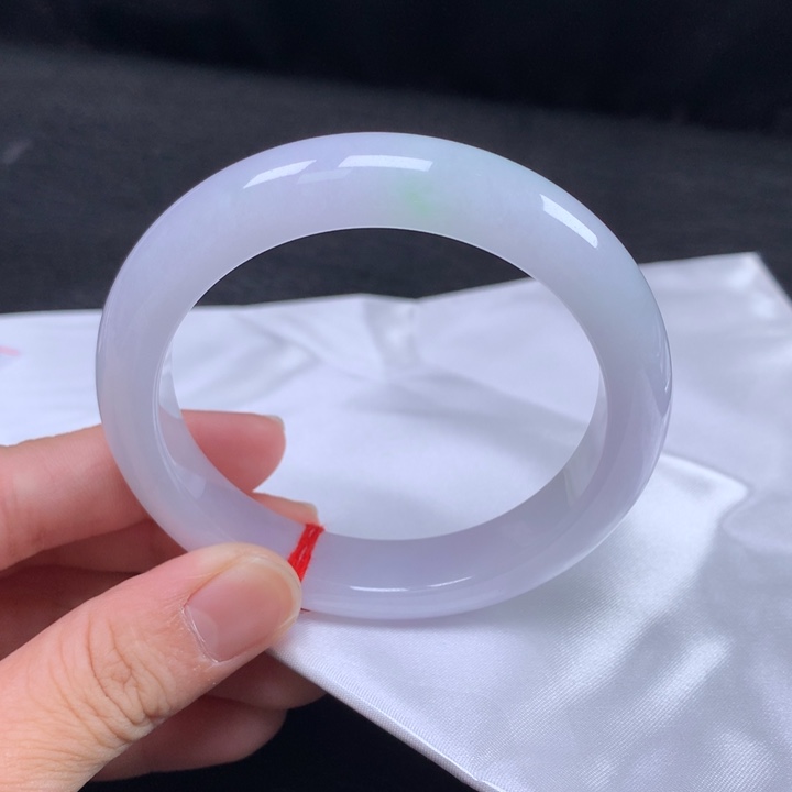 翡翠未镶嵌手镯   