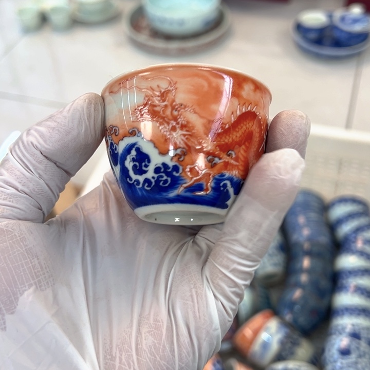 瓷片白青花泛红鱼化龙刚杯客杯