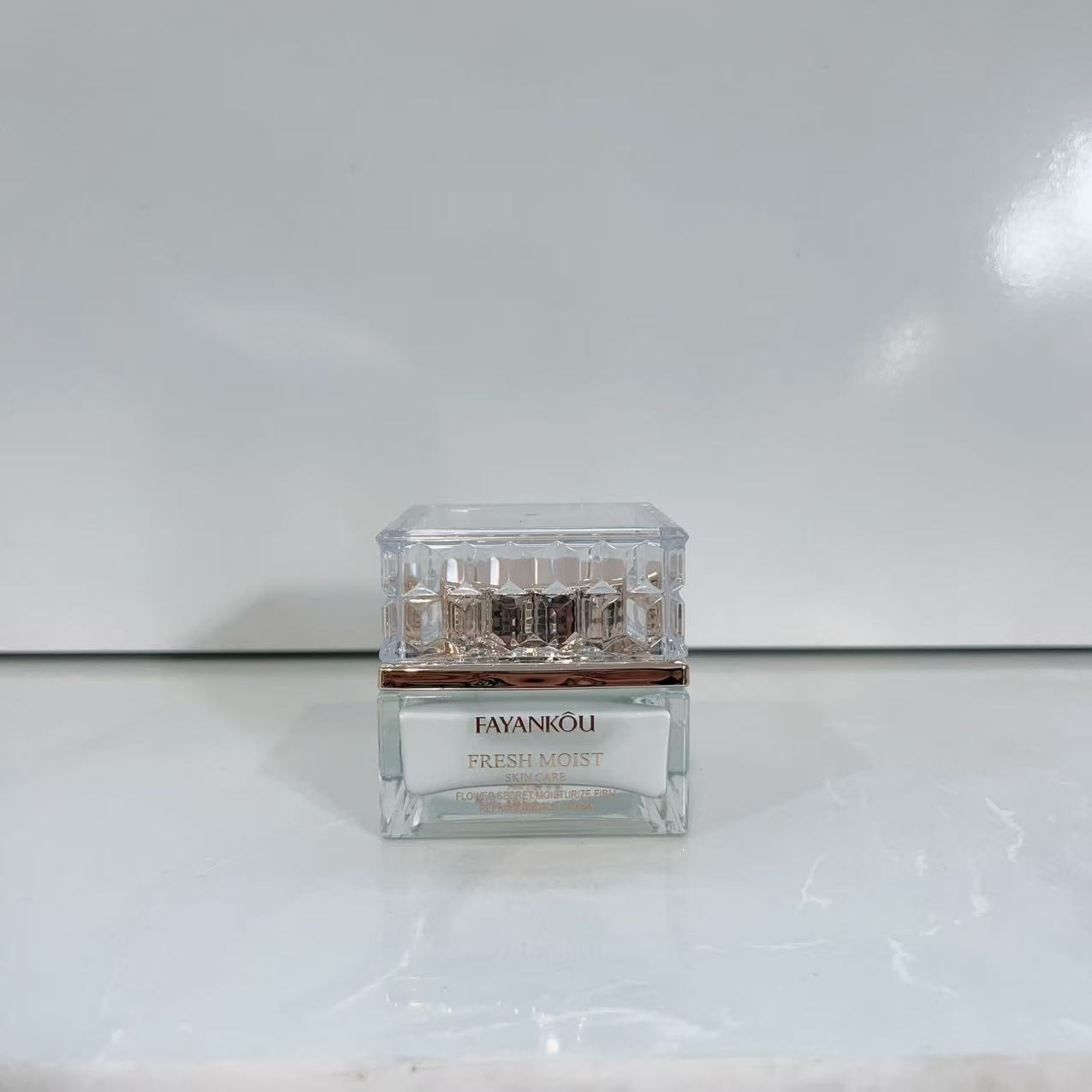 花秘紧致精粹霜（裸装发亏钱不退不换）