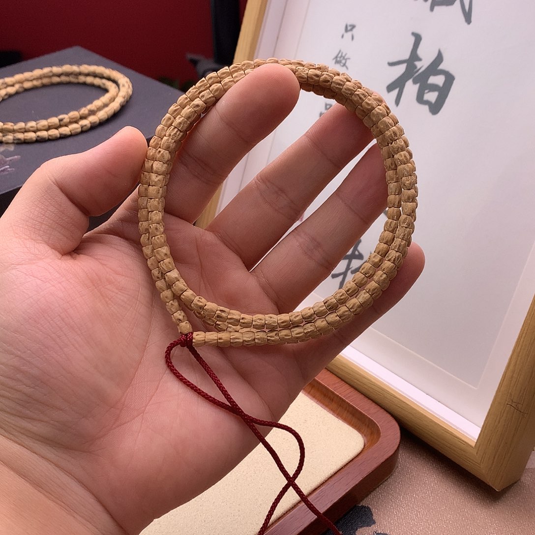 柏香籽/百香籽吊坠方块鬼脸