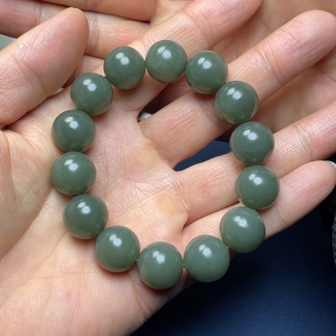 未镶嵌手链和田玉