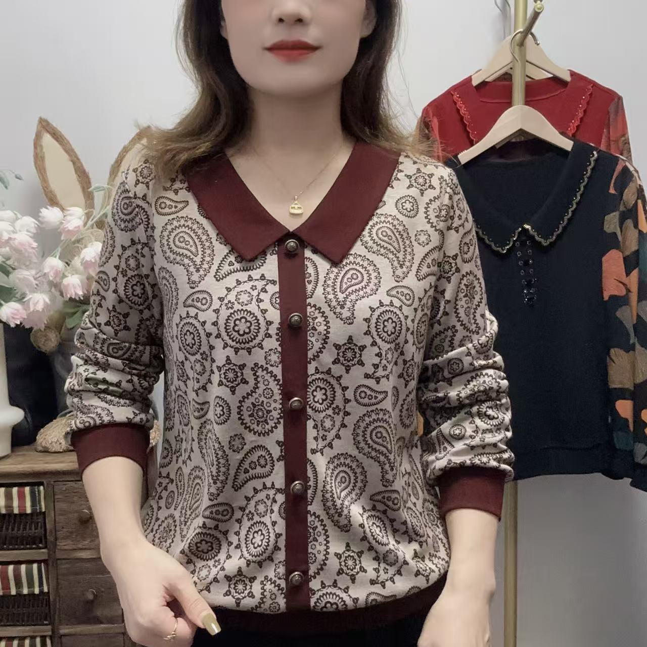 【丽姐家】秋季新款妈妈装娃娃领减龄休闲宽松女士上衣