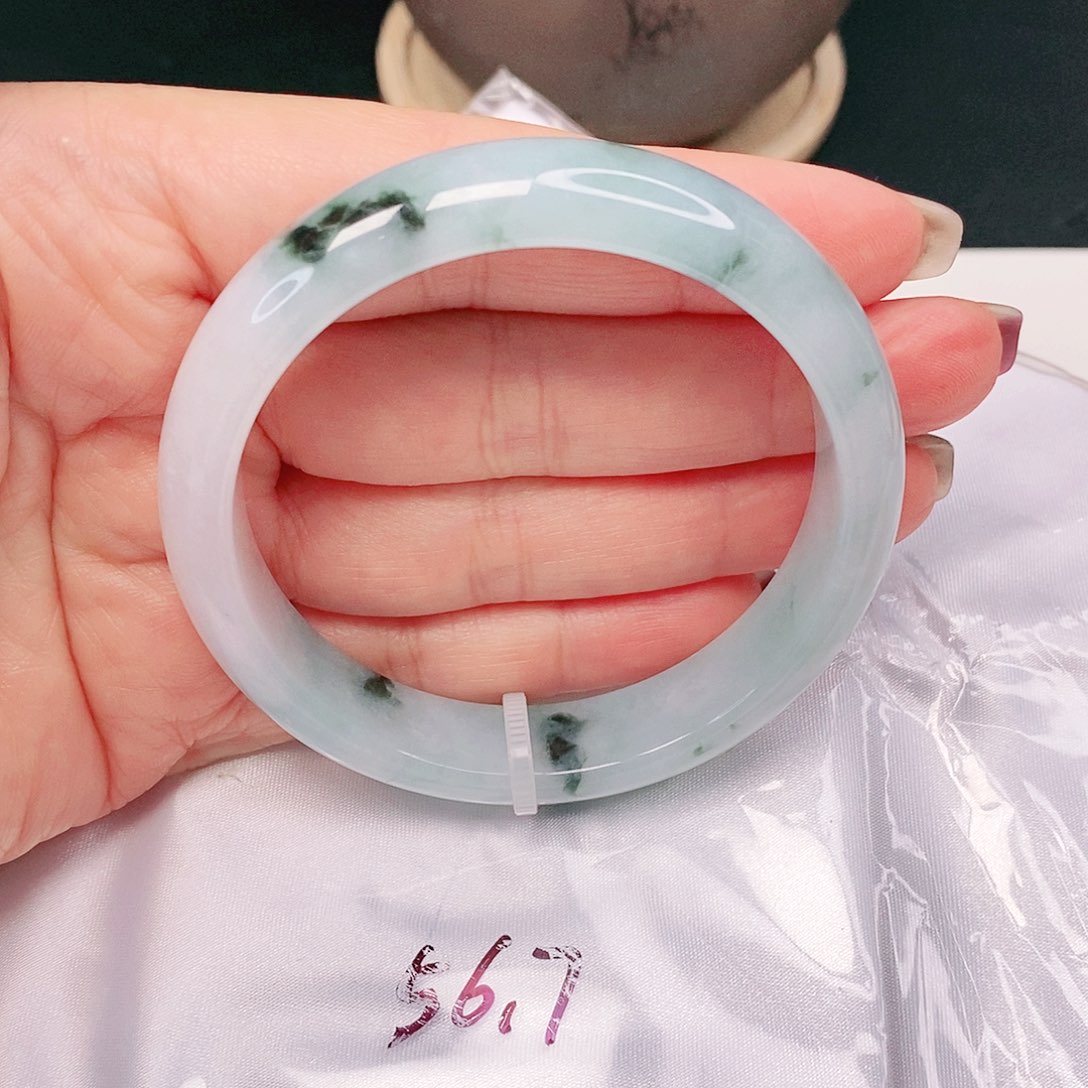 【闪购商品】翡翠手镯未镶嵌正