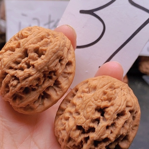 吊坠桃核42将军榜58克