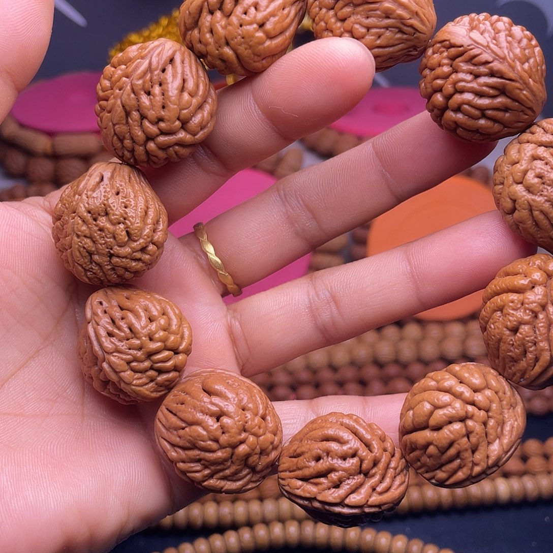 @***双桃核吊坠秦岭桃枭手串11颗籽