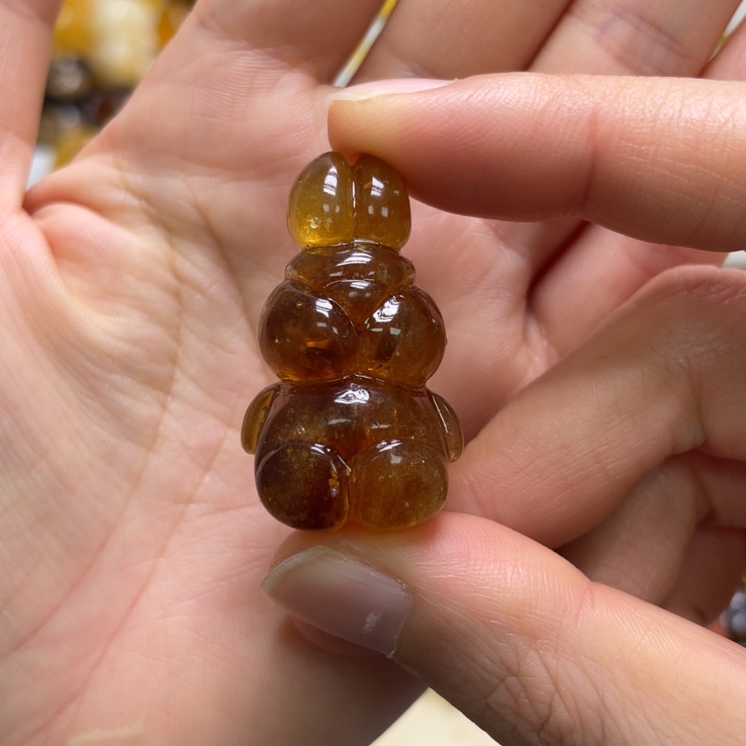 琥珀未镶嵌裸石天然琥珀