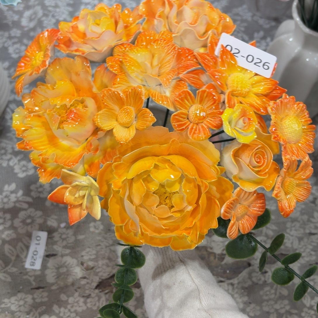 226 陶瓷花拍满20元发货，退款拉黑