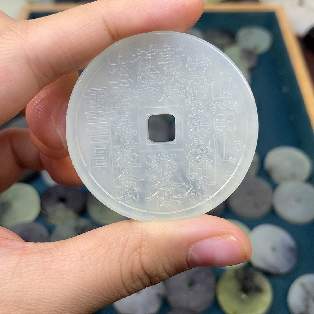 蛇纹石玉颈饰未镶嵌32