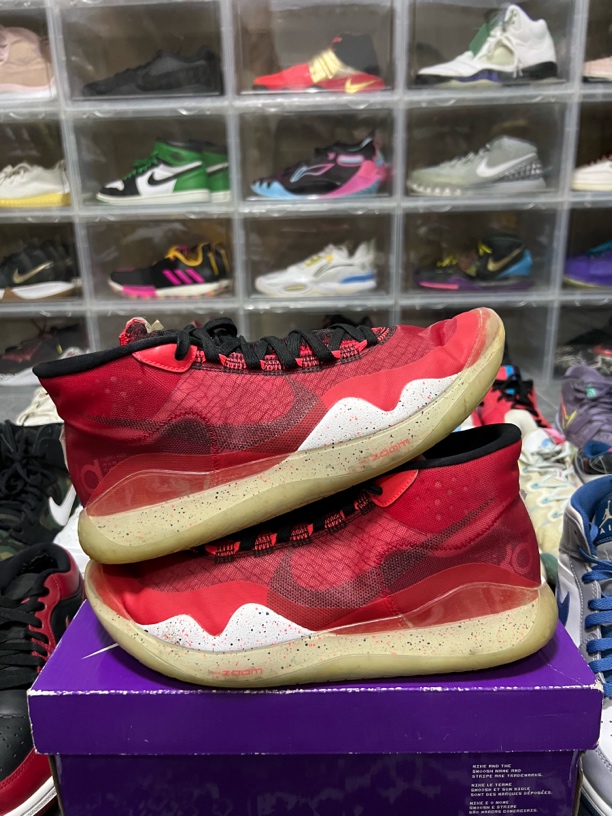 45码/kd12白红篮球鞋/二手正品9新/鞋帮磨损修复