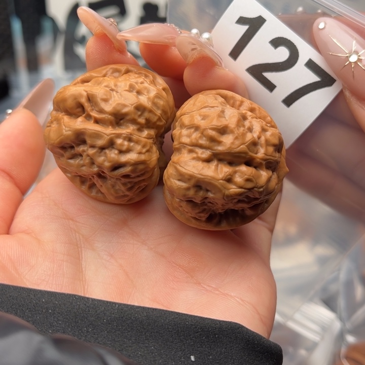 吊坠文玩核桃肉蛙38肚39