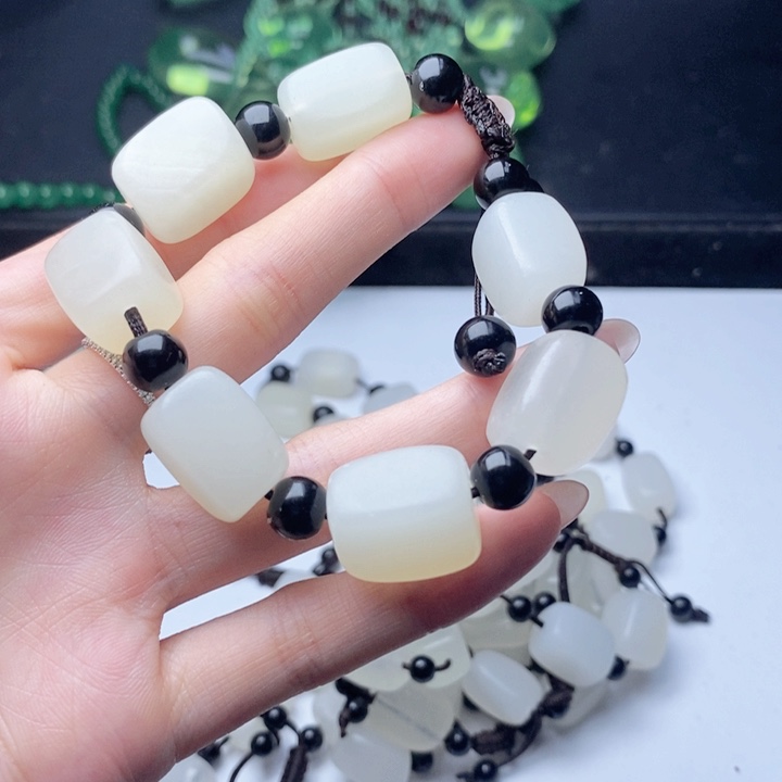 老板娘的专属33手串