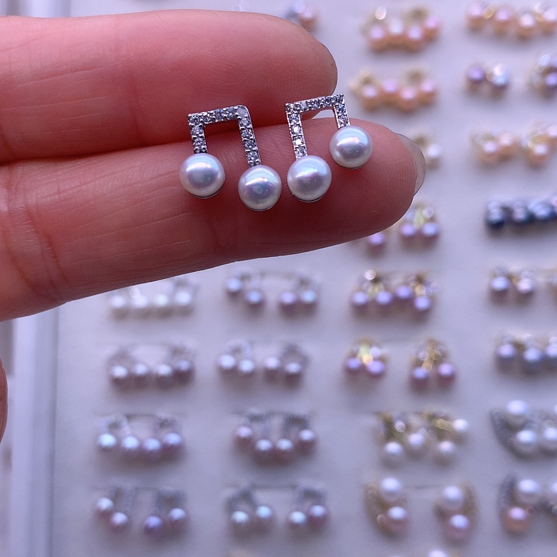 淡水珍珠耳饰合金