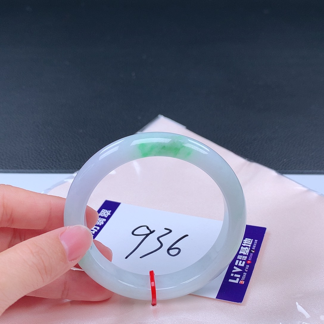 翡翠手镯未镶嵌手镯001856