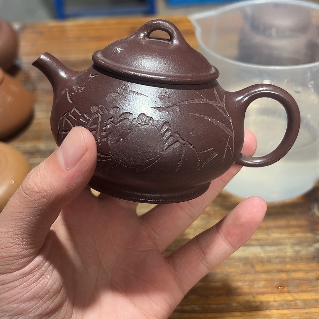 茶壶紫砂紫砂的味道真的是