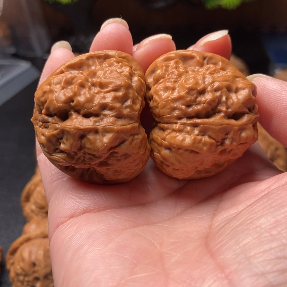 炮***儿文玩核桃把件蛤蟆头