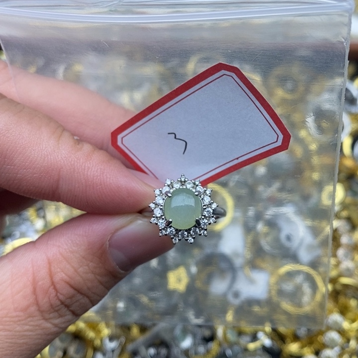 翡翠未镶嵌戒指03