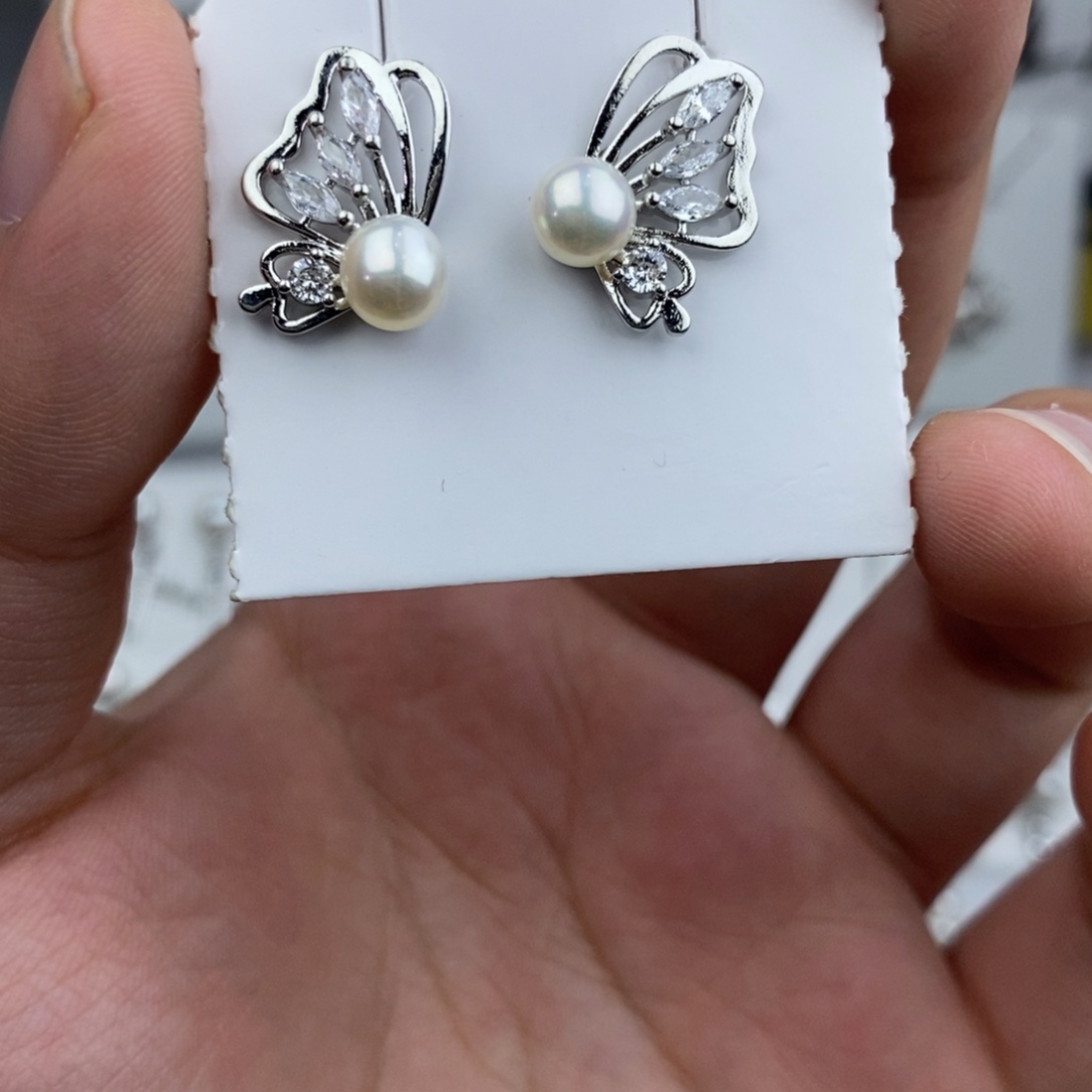 耳饰未镶嵌淡水珍珠