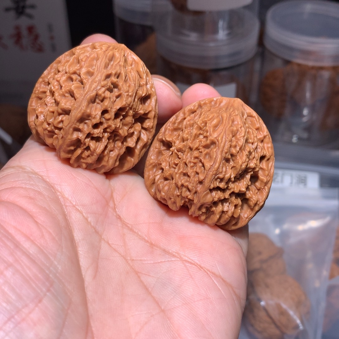 吊坠文玩核桃40三角南疆石