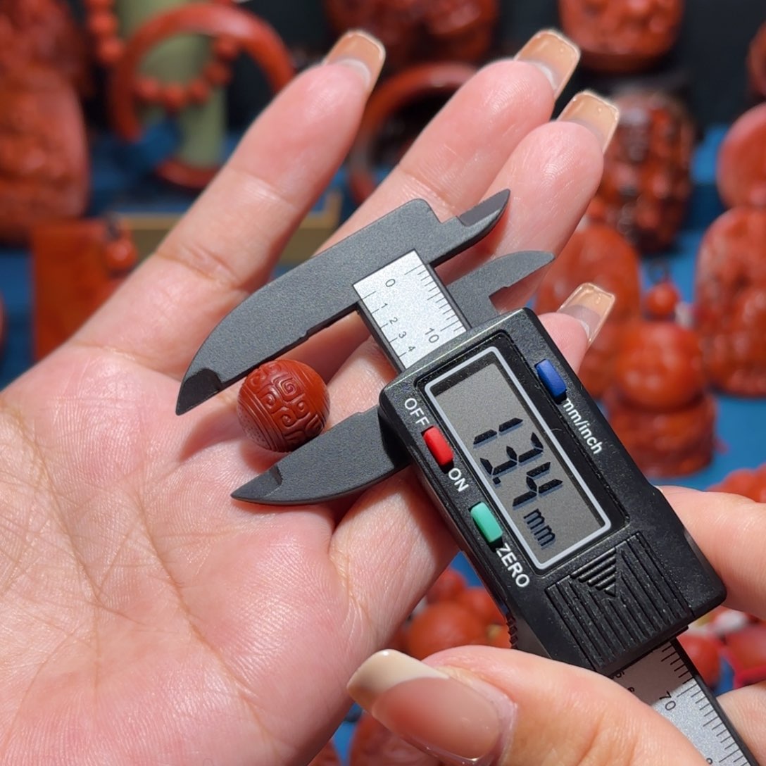 南红玛瑙雕刻未镶嵌