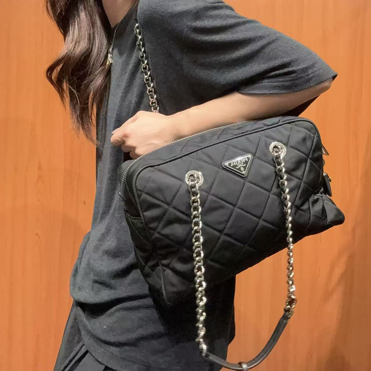 95新 Prada/普拉达 【蕾】76 0752 黑色降落伞吐司包