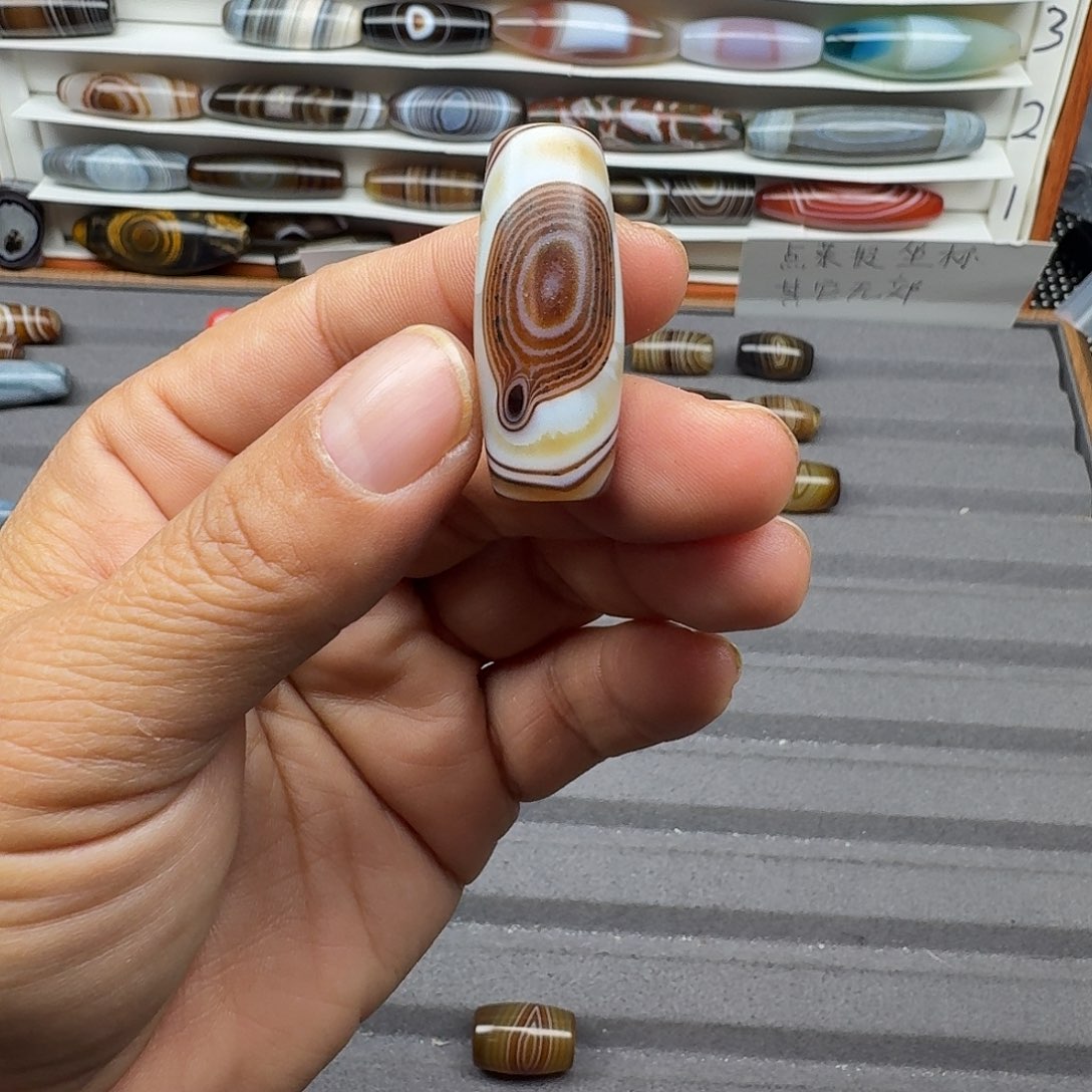 福****玛瑙/玉髓合金珠宝半成品