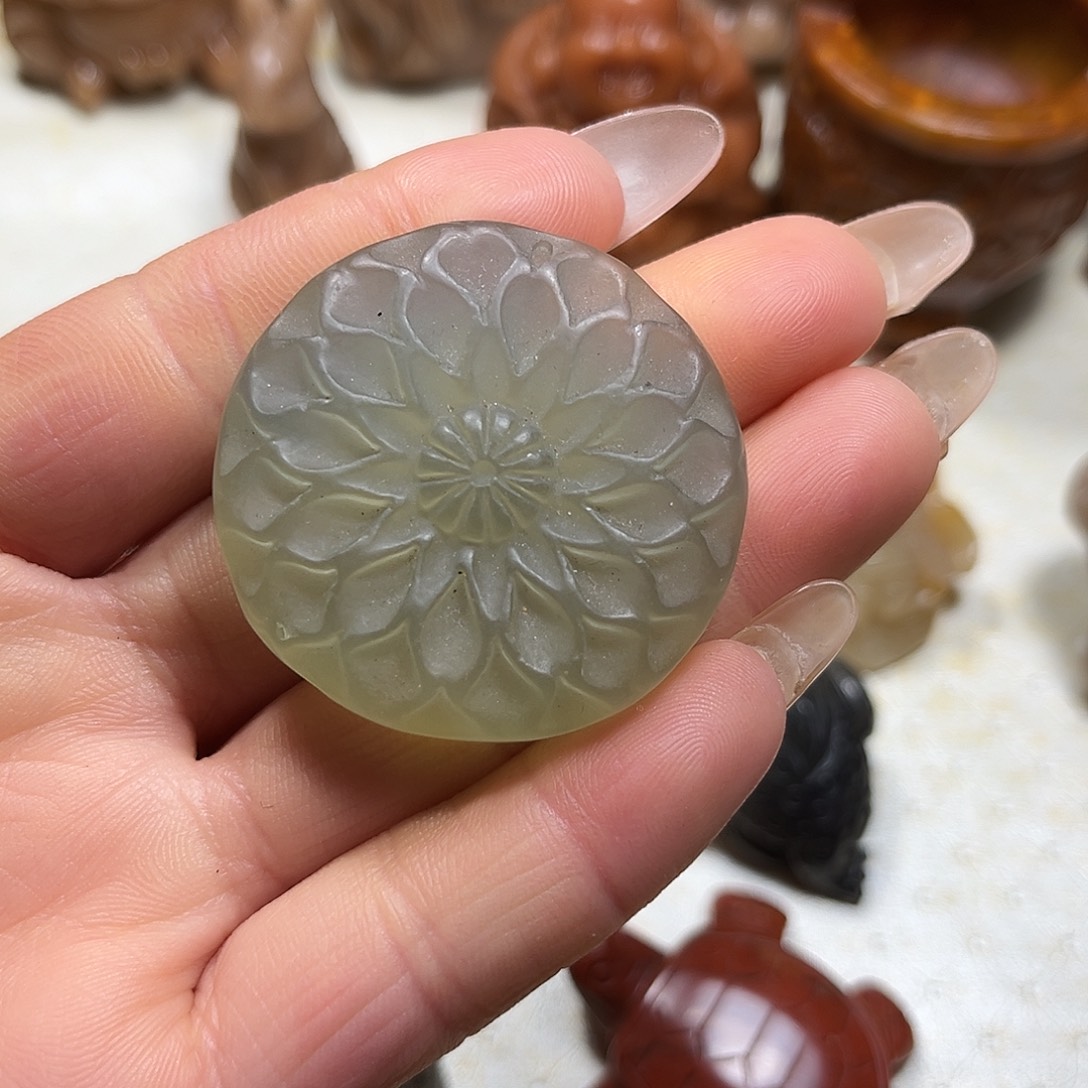 白玉菩提吊坠白玉菩提吊坠