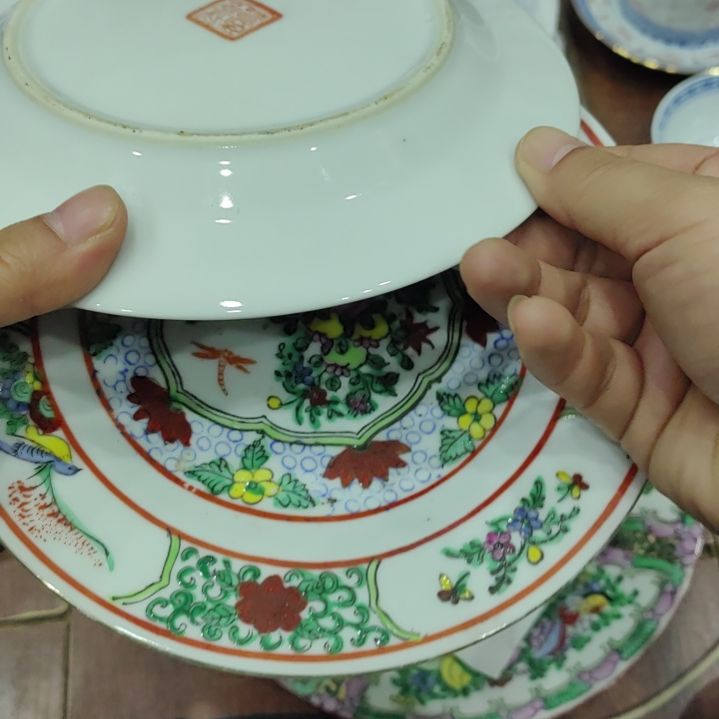 欢***子瓷手绘花鸟盘子一对