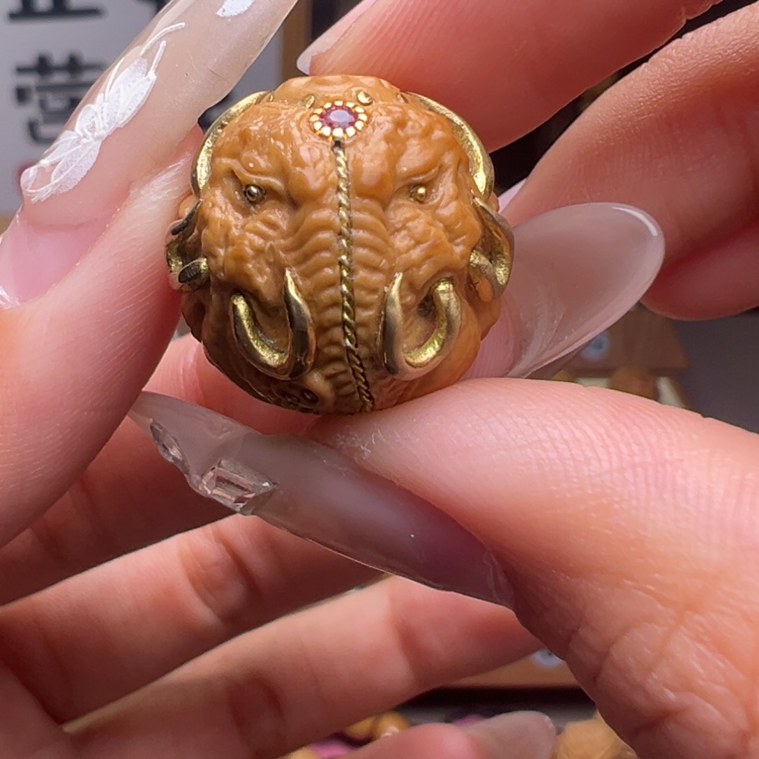 文玩核桃把件镶嵌款象神18➕尺寸全品有正常封口线