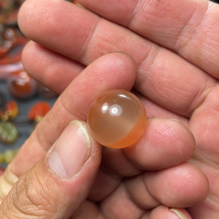 南红玛瑙未镶嵌手链