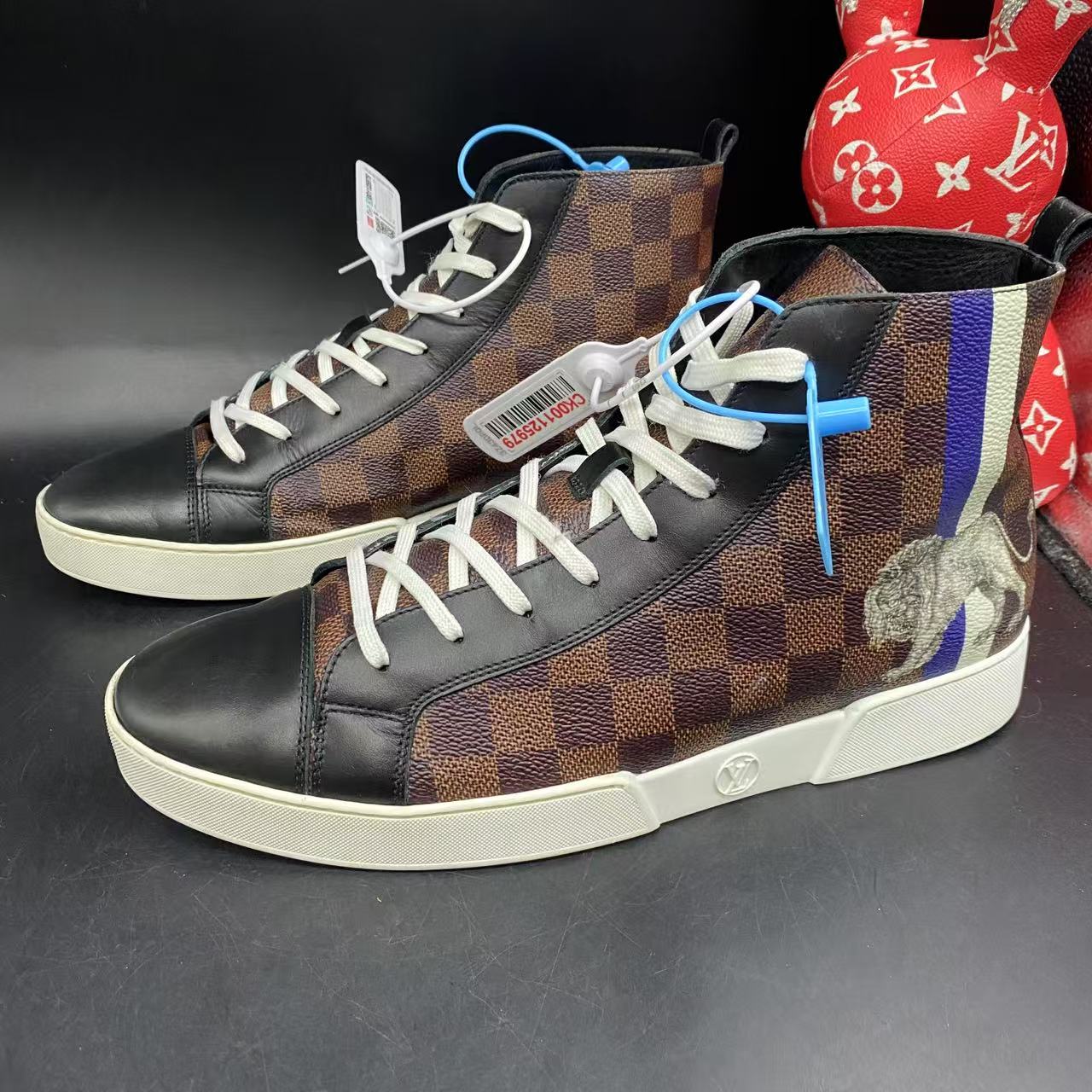 95新 LouisVuitton/路易威登 棕高帮棋盘格狮子板鞋42欧码olas12