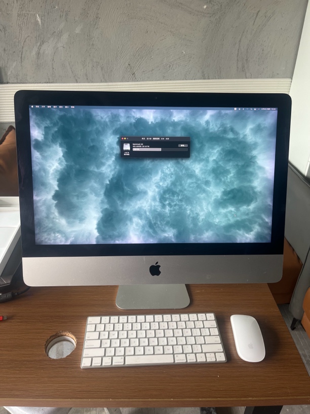 95新 Apple/苹果 21.5寸一体机i7CPU内存16g硬盘1t屏4k分辨率超薄