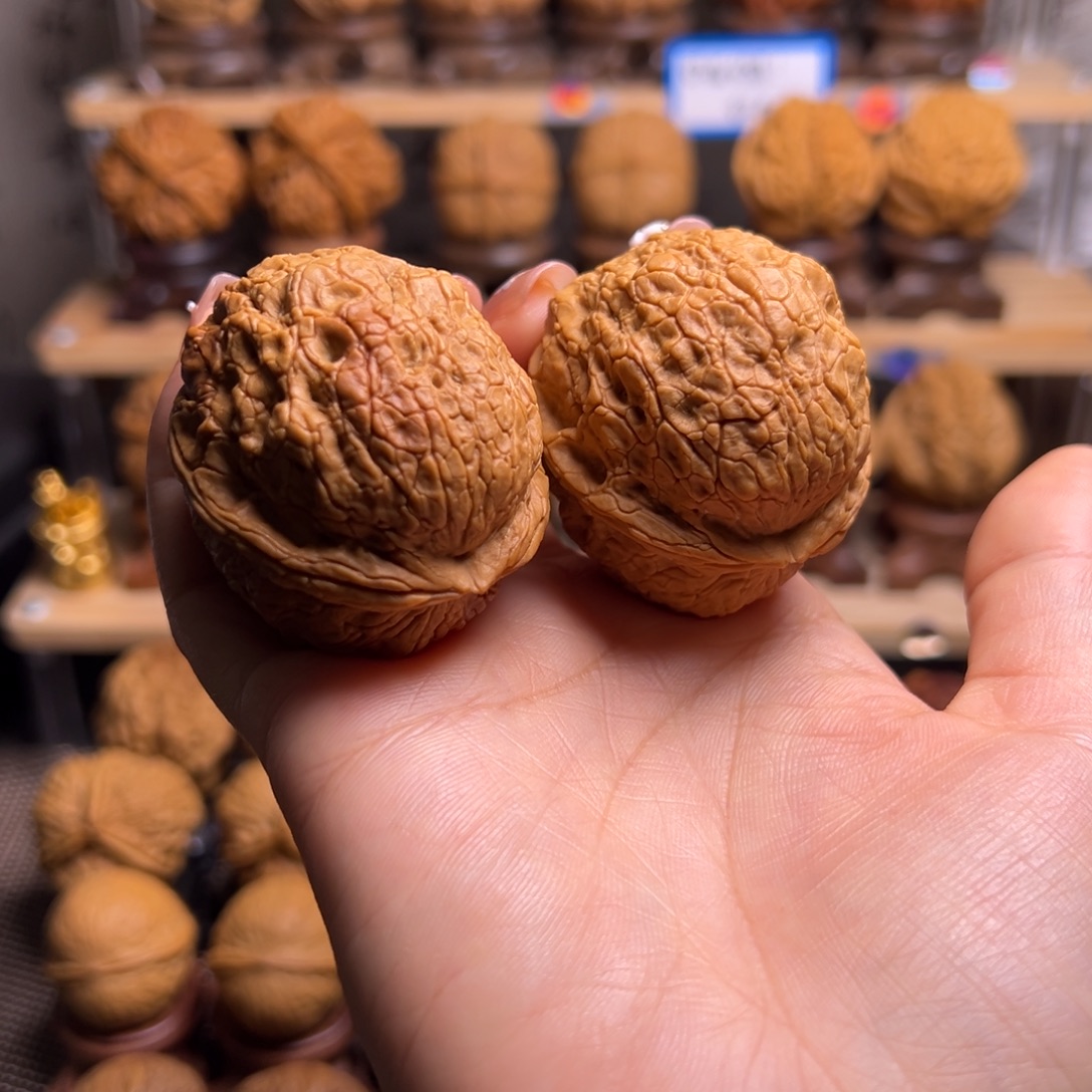 桃核把件金丝绣球H10、44……