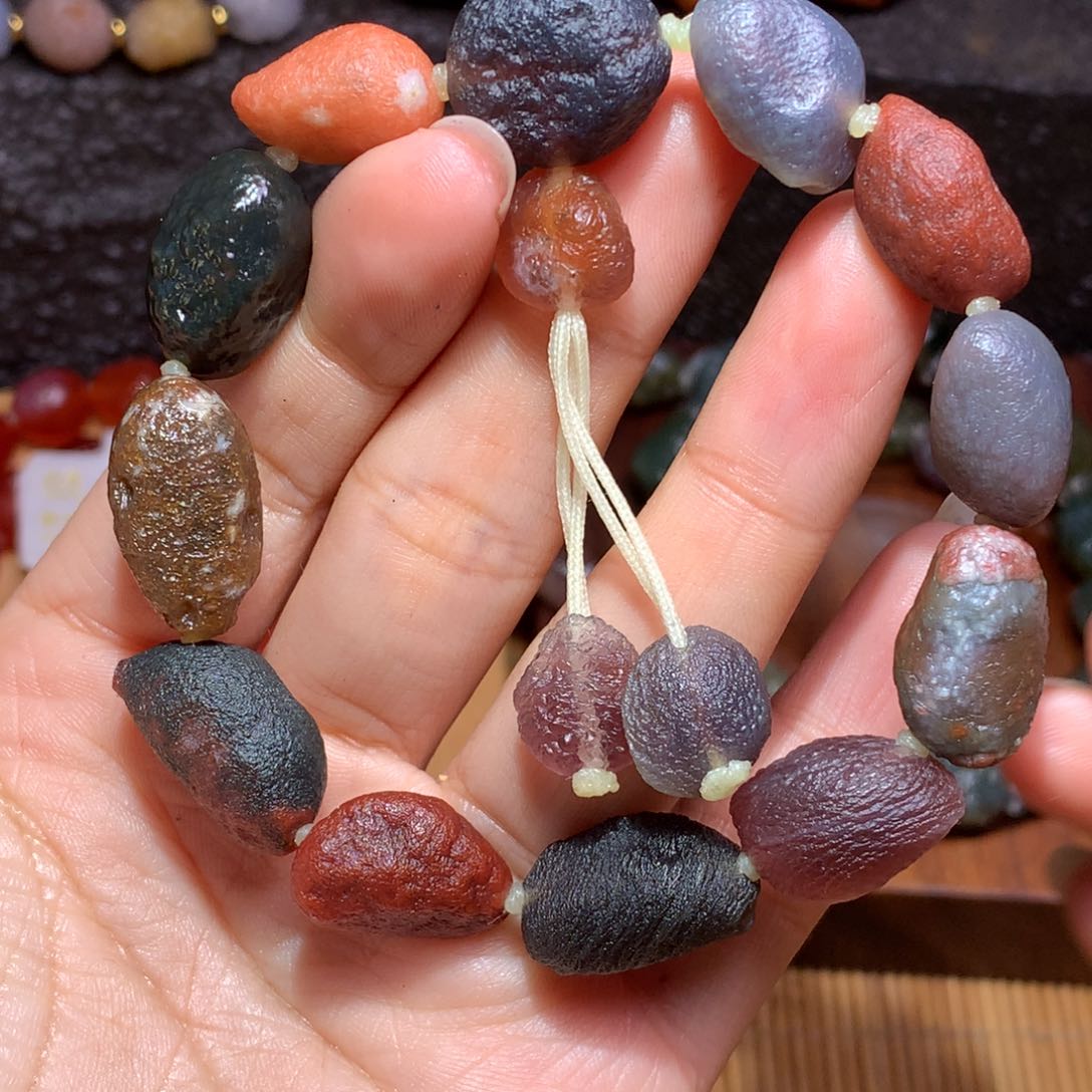 未镶嵌玛瑙/玉髓珠宝半成品