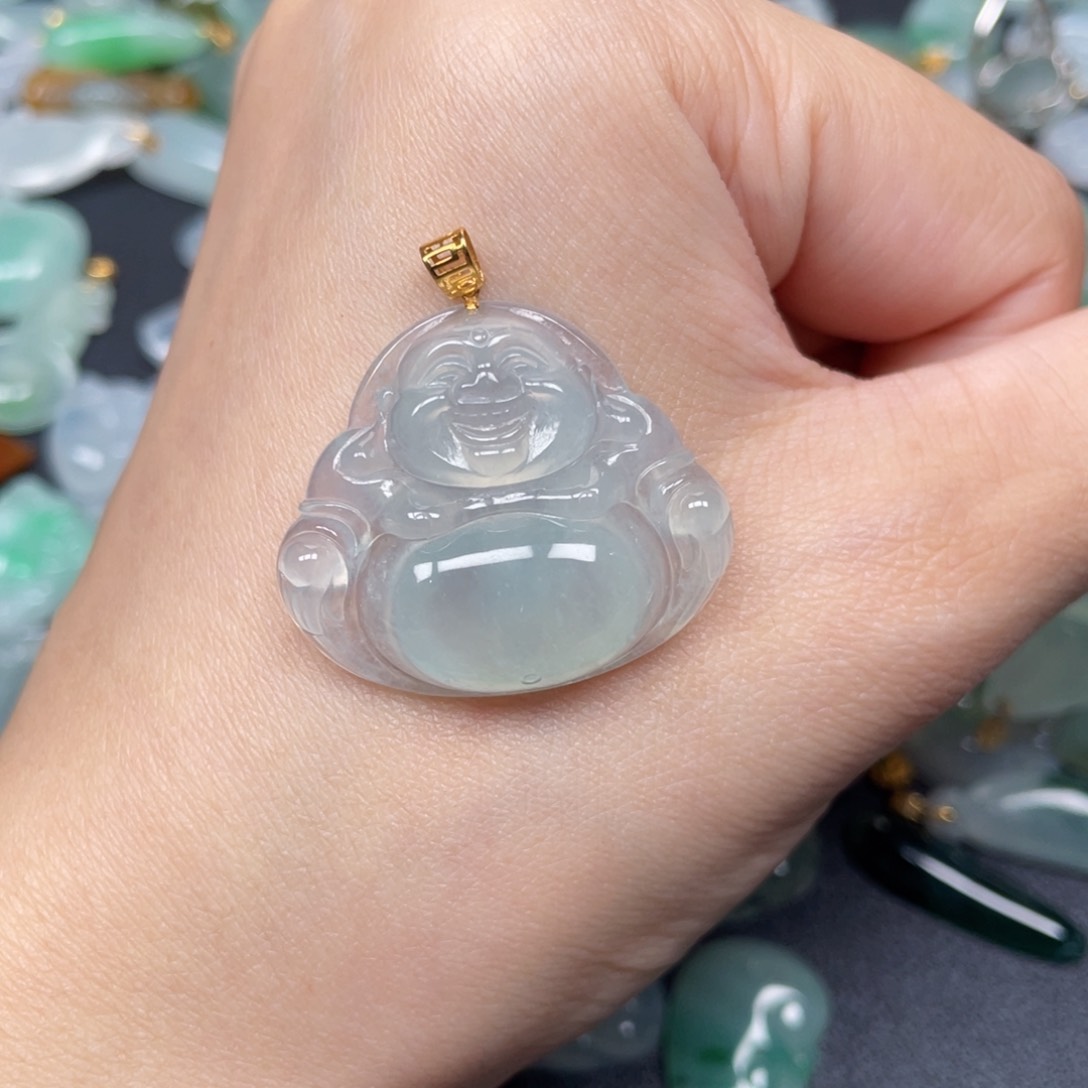 翡翠颈饰18K金镶嵌翡翠