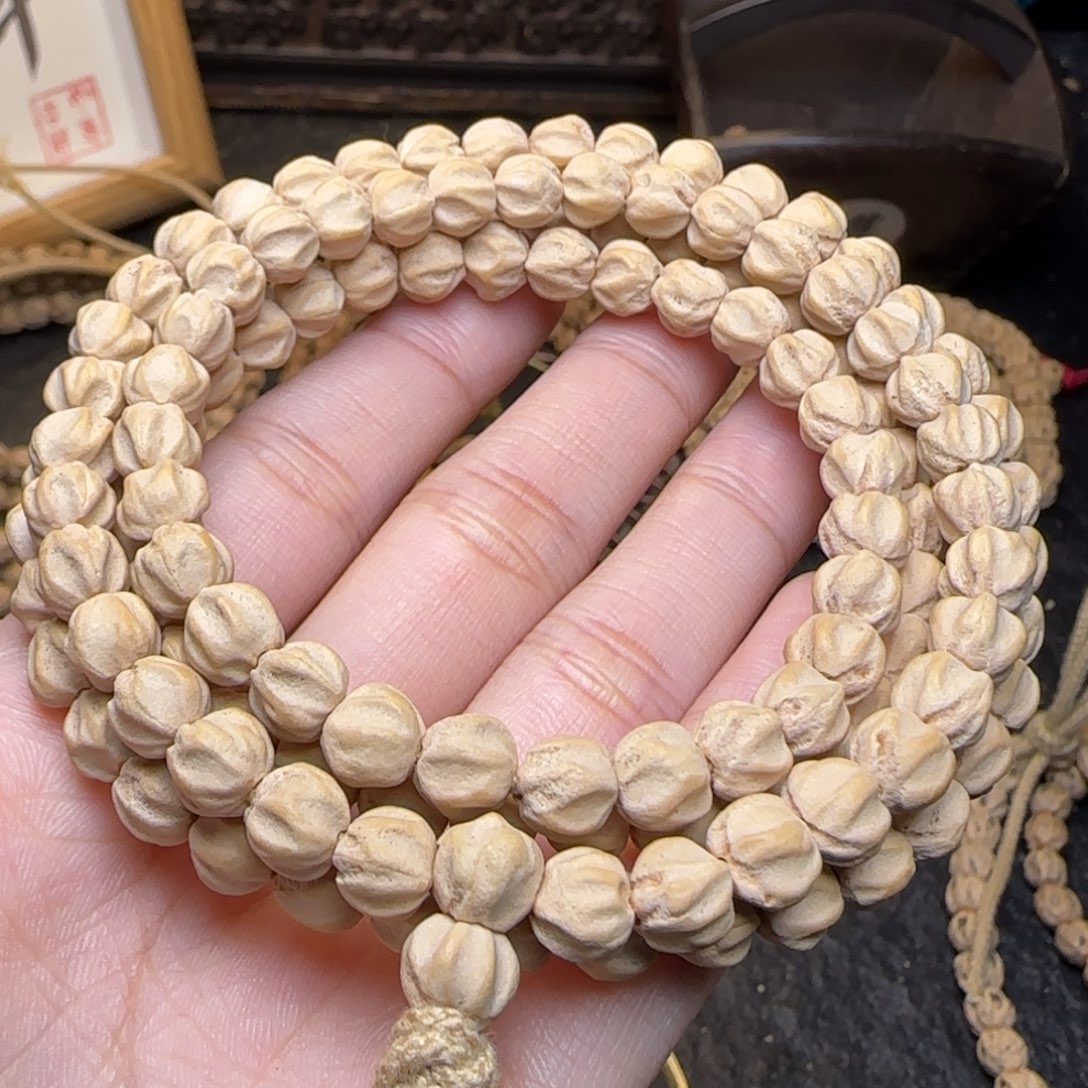 柏香籽/百香籽吊坠岁**念