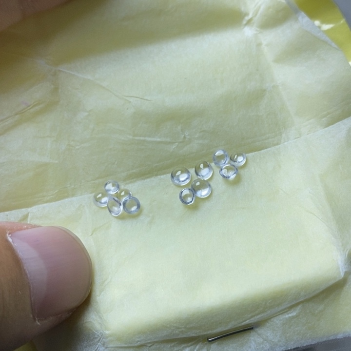 定制翡翠未镶嵌玻璃种4-5mm