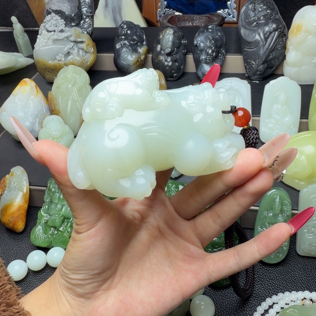 和田玉未镶嵌项链