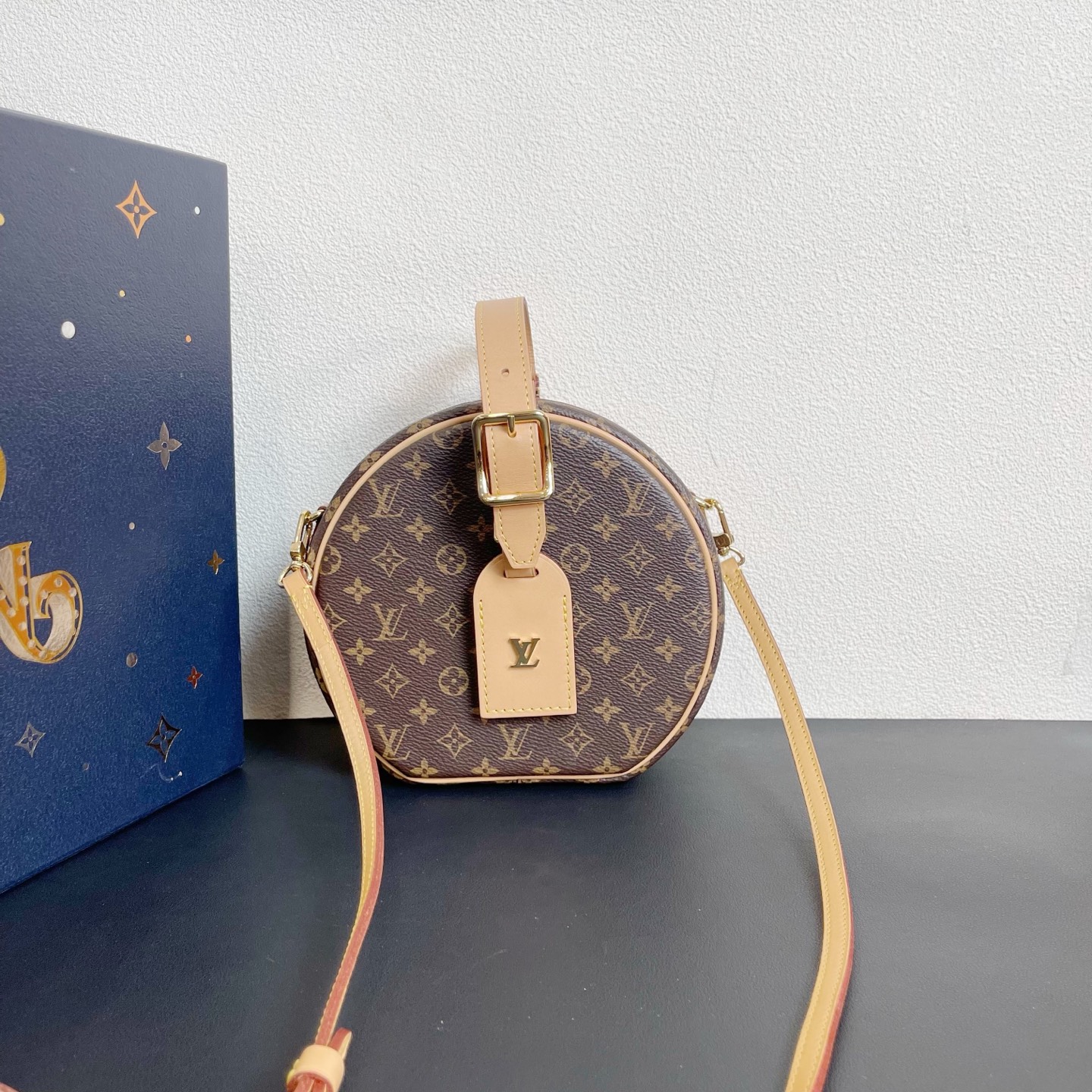 95新 LouisVuitton/路易威登 98新 奢总管/老花硬饼/芯片